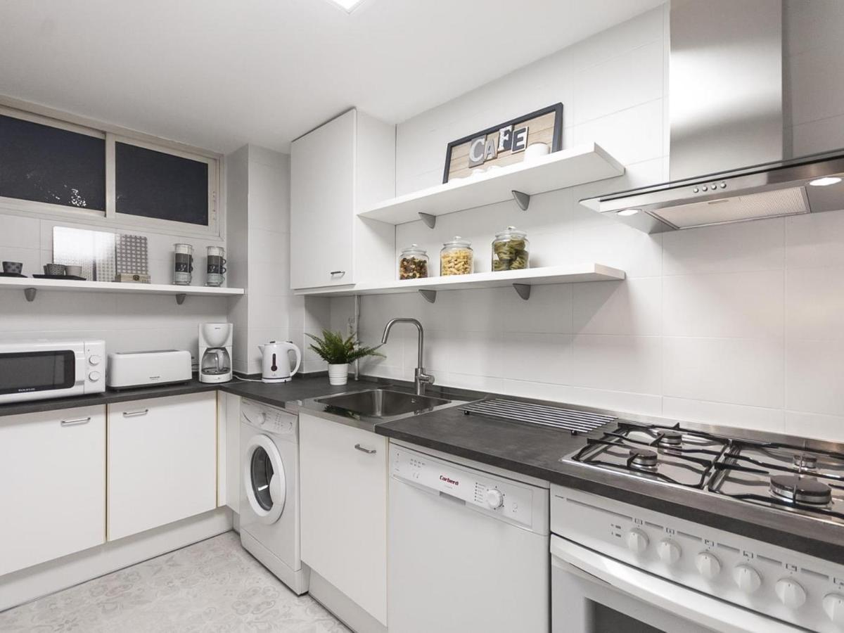 Lets Holidays Apartment In Sant Marti บาร์เซโลนา ภายนอก รูปภาพ
